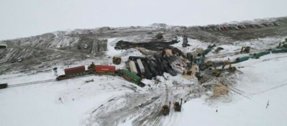 70-Car Train Carrying Hazardous Materials Derails in North Dakota