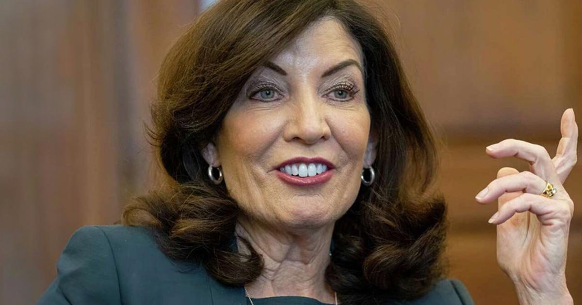 Democrat Gov Hochul Sends Message to New Yorkers Who Don’t Want Bags Searched on Subway: ‘Go Home’